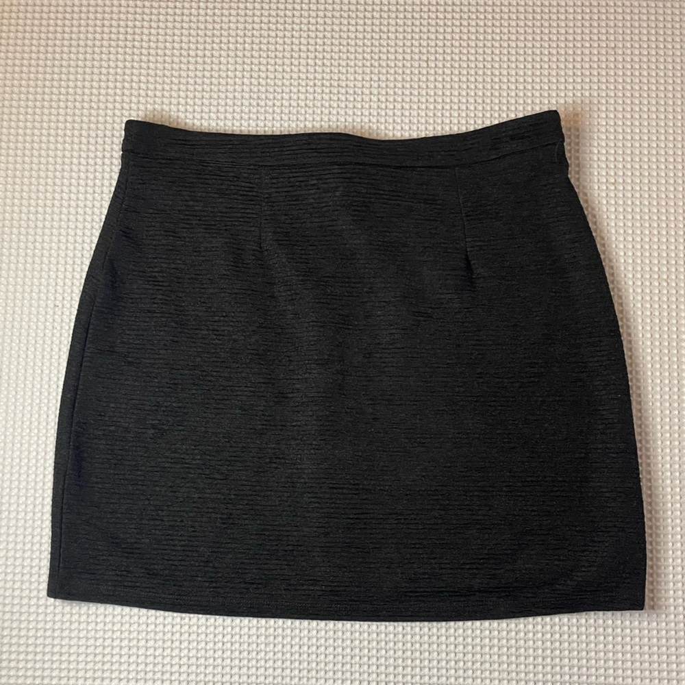 90s Style Classic A-line Mini Skirt with zipper and pockets NWT by Attention